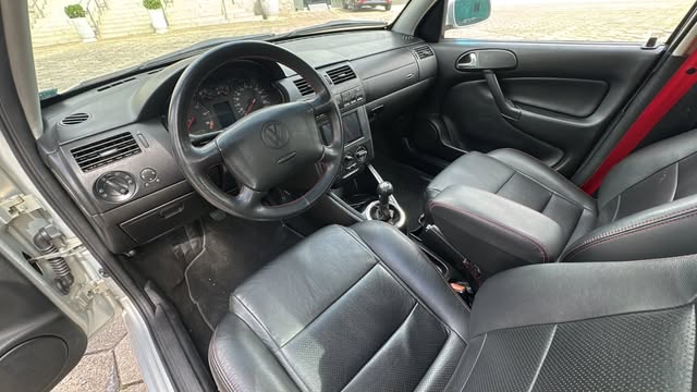 VOLKSWAGEN PARATI GTI 16V - Imagem 12