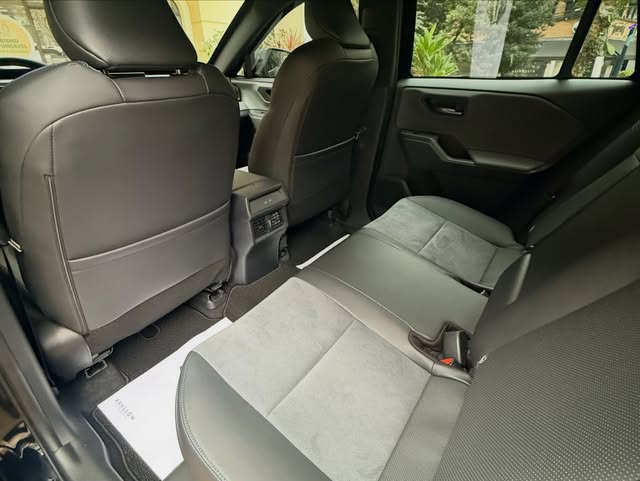 TOYOTA RAV4 S HÍBRIDO - Imagem 6