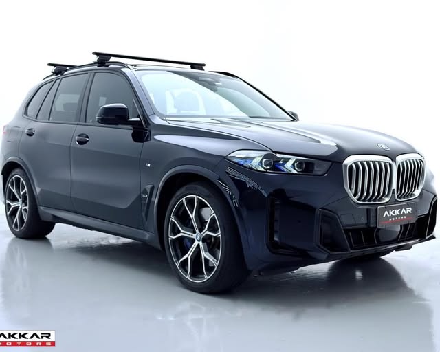 BMW X5 XDRIVE50E M SPORT - Imagem 3