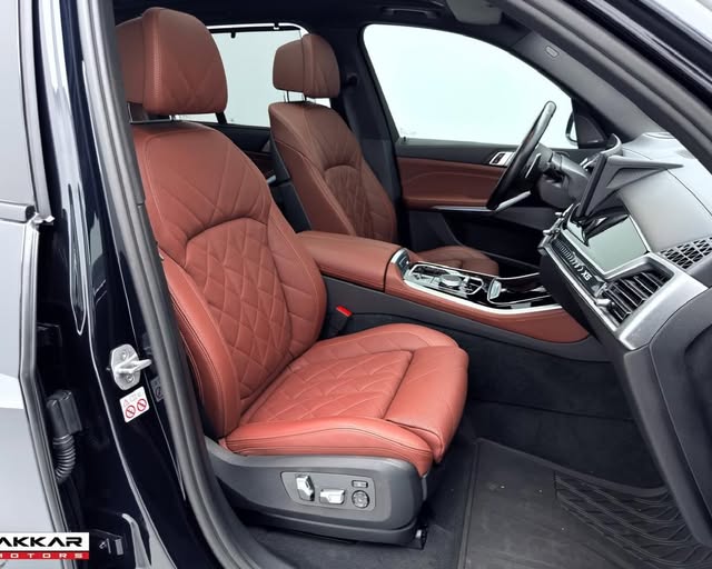 BMW X5 XDRIVE50E M SPORT - Imagem 5