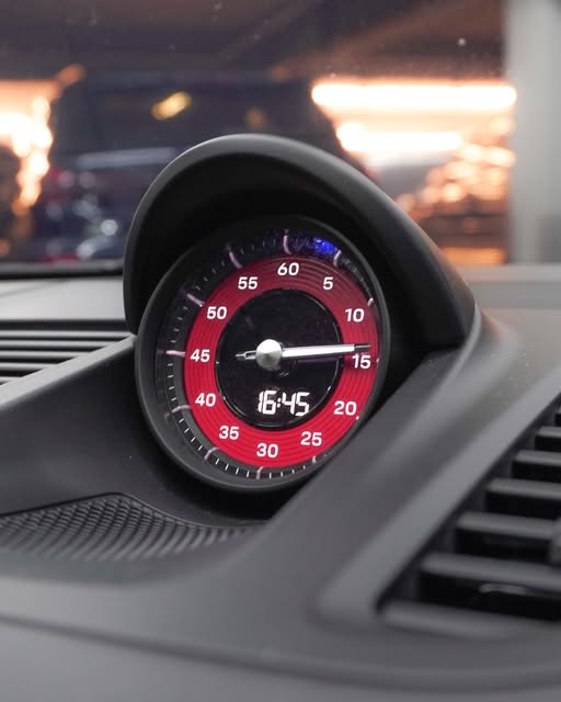 PORSCHE 911 CARRERA GTS - Imagem 7