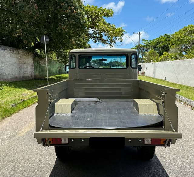 TOYOTA BANDEIRANTE - Imagem 13
