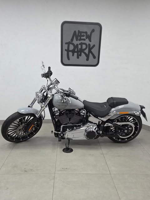 HARLEY-DAVIDSON SOFTAIL BREAKOUT - Imagem 12