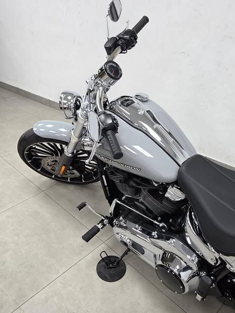 HARLEY-DAVIDSON SOFTAIL BREAKOUT - Imagem 15
