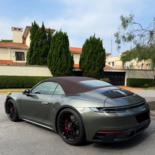 PORSCHE 911 CARRERA GTS - Imagem 3