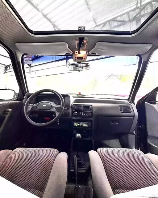 FORD XR3 - Imagem 5