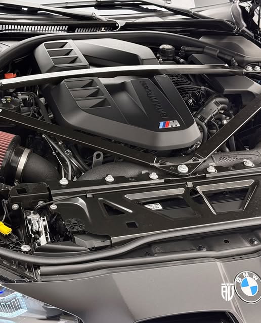 BMW M3 COMPETITION - Imagem 7