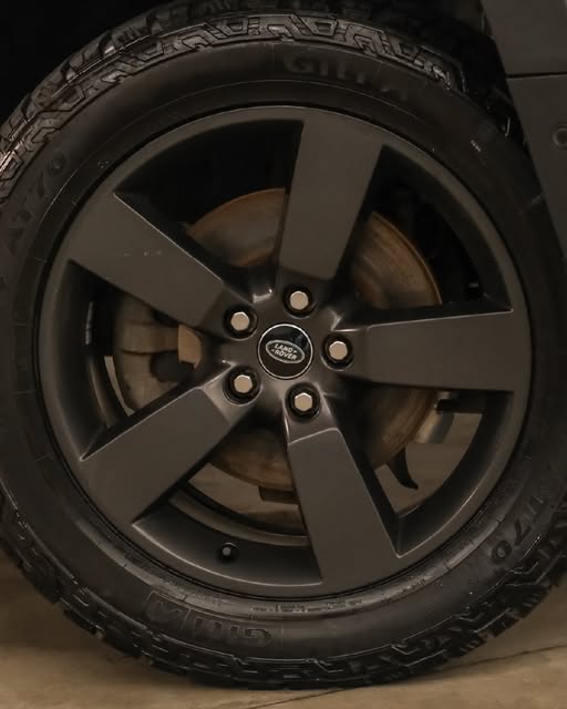 LAND ROVER DEFENDER HSE - Imagem 4