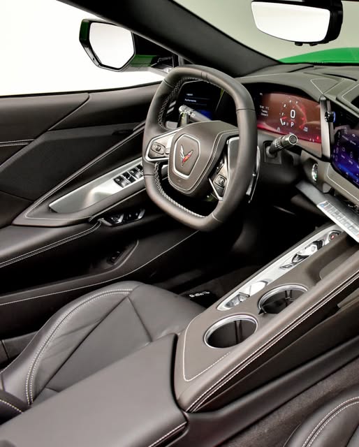 CHEVROLET CORVETTE 1 LT - Imagem 4