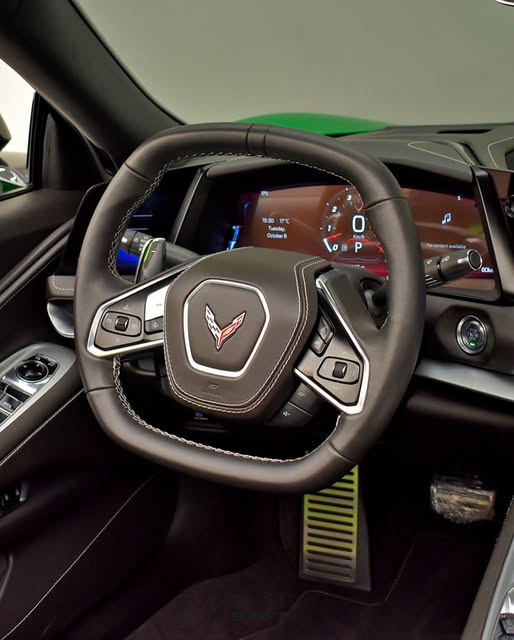 CHEVROLET CORVETTE 1 LT - Imagem 8