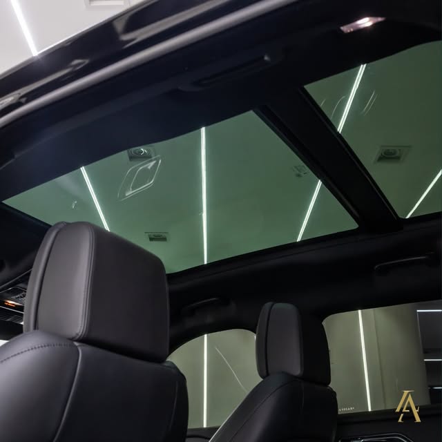 LAND ROVER VELAR P400E HSE R-DYNAMIC - Imagem 8