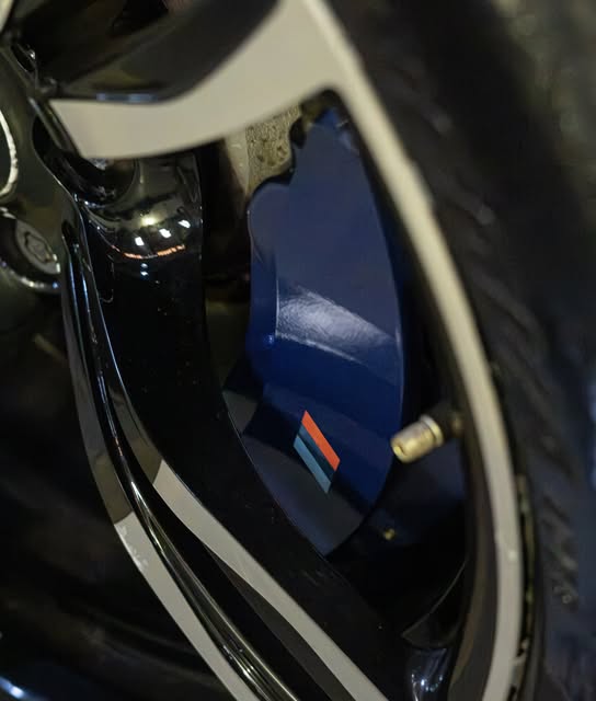 BMW M5 - Imagem 11