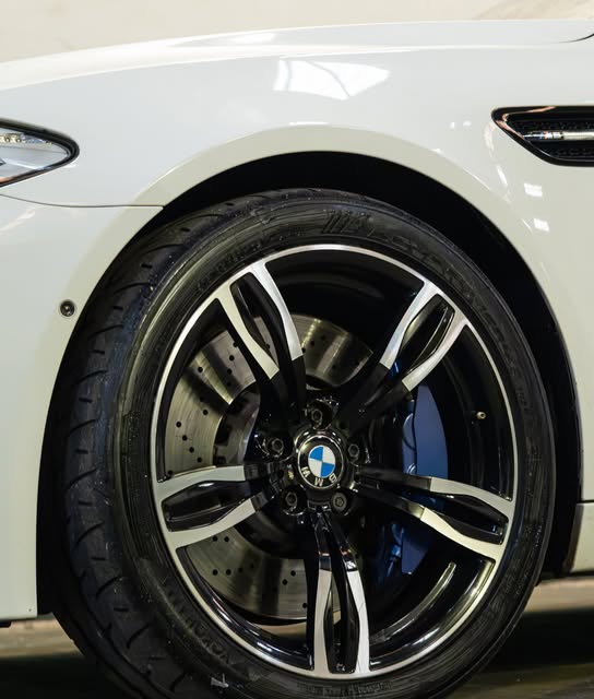 BMW M5 - Imagem 12