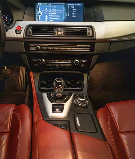 BMW M5 - Imagem 6