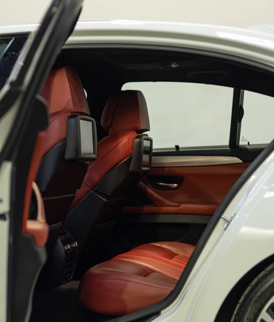 BMW M5 - Imagem 9