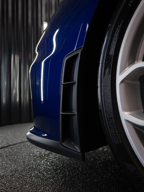 PORSCHE 718 CAYMAN GT4 - Imagem 5