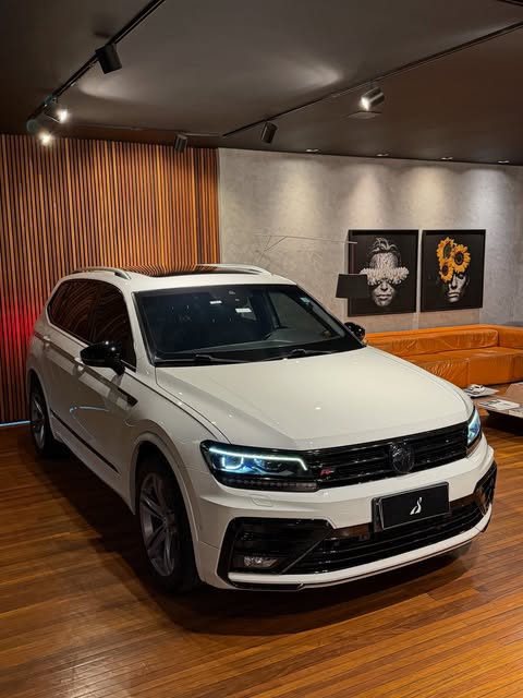VOLKSWAGEN TIGUAN R-LINE - Imagem 1