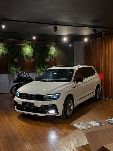 VOLKSWAGEN TIGUAN R-LINE - Imagem 15
