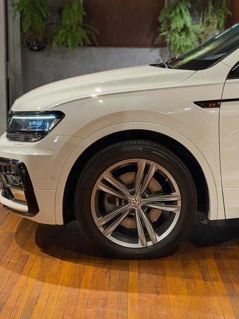VOLKSWAGEN TIGUAN R-LINE - Imagem 7