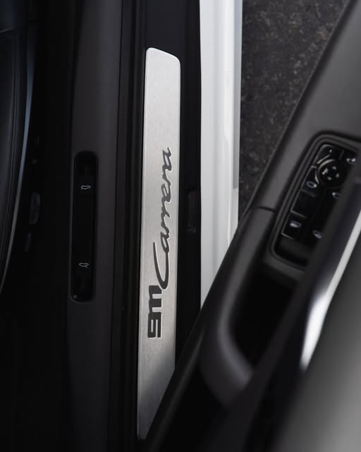 PORSCHE 911 CARRERA - Imagem 10