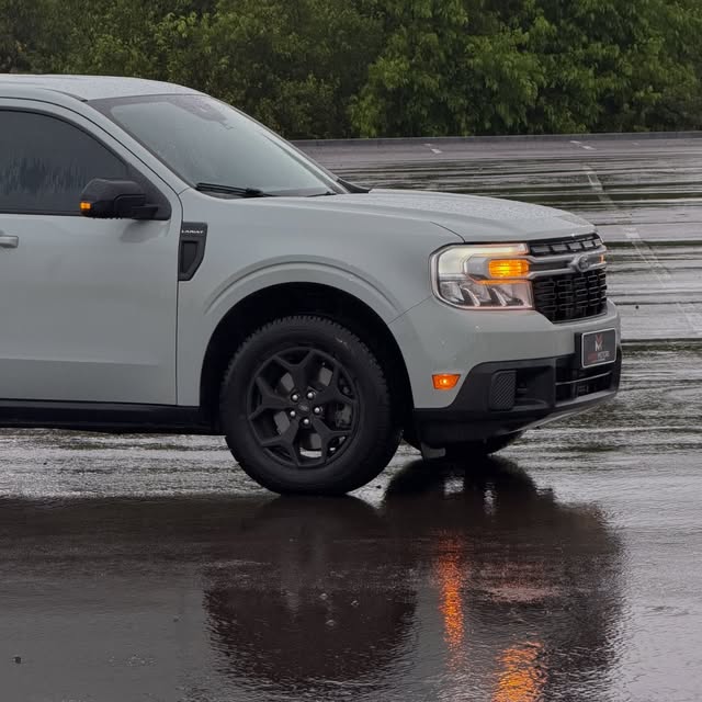 FORD MAVERICK LARIAT FX4 - Imagem 3