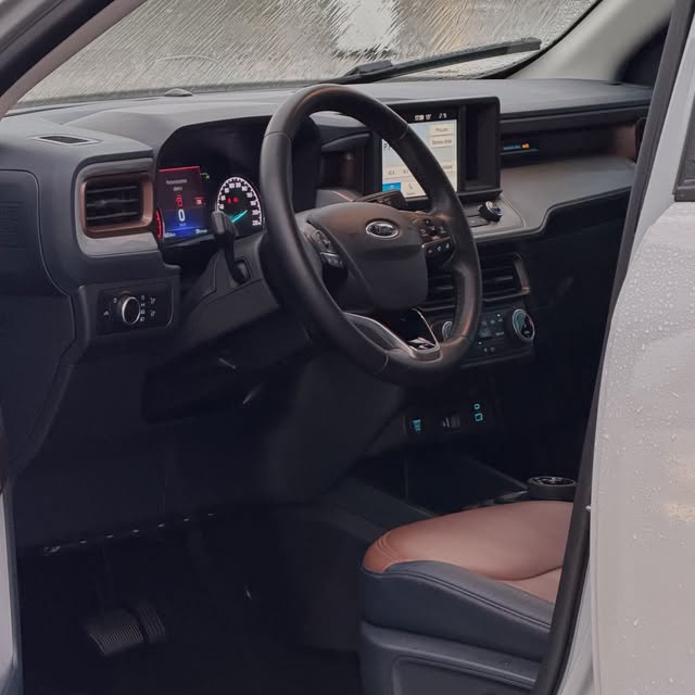 FORD MAVERICK LARIAT FX4 - Imagem 7