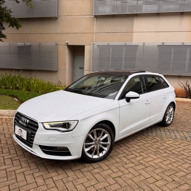 AUDI A3 SPORTBACK TFSI - Imagem 1
