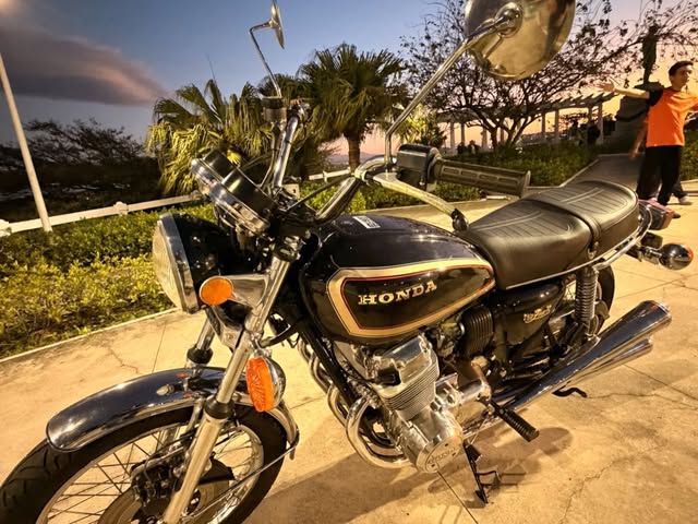 HONDA CB 750 K7 - Imagem 12