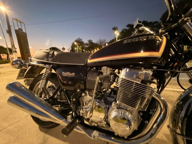 HONDA CB 750 K7 - Imagem 5