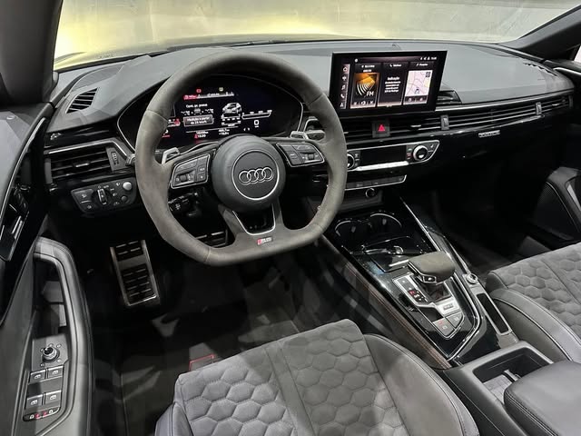 AUDI RS5 COMPETITION PLUS - Imagem 5