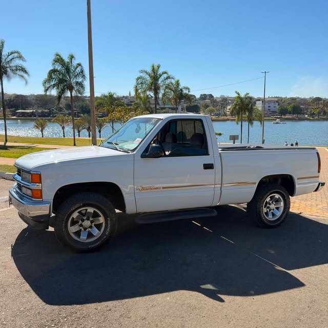 CHEVROLET SILVERADO - Imagem 4