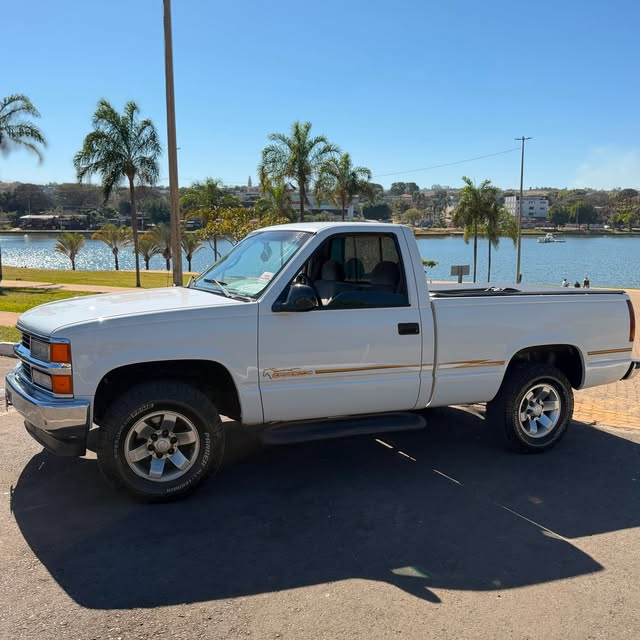 CHEVROLET SILVERADO - Imagem 6