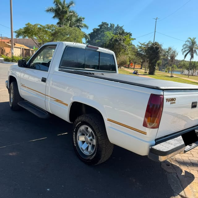 CHEVROLET SILVERADO - Imagem 7