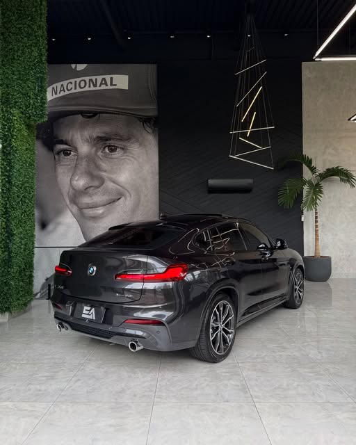 BMW X4 M SPORT - Imagem 10