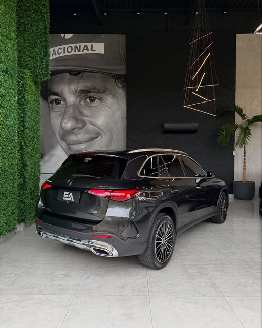 MERCEDES-BENZ GLC 300 2.0 MHEV AMG LINE 4MATIC 9G-TRONIC - Imagem 10