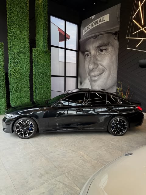 BMW 320I M SPORT - Imagem 3