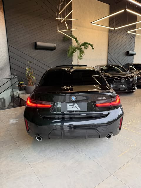 BMW 320I M SPORT - Imagem 10