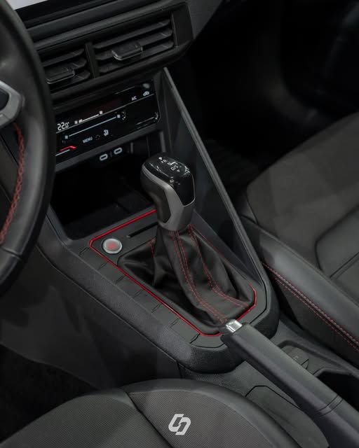 VOLKSWAGEN POLO GTS - Imagem 8