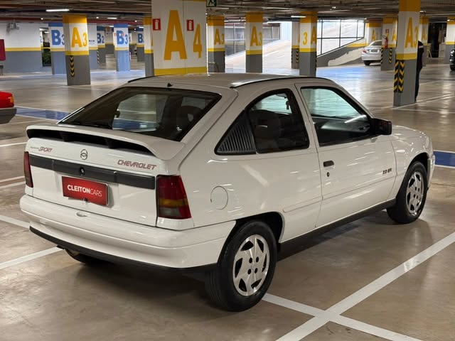 CHEVROLET KADETT SPORT 2.0 EFI - Imagem 9