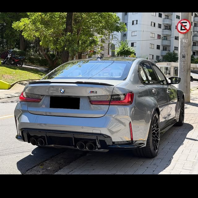 BMW M3 COMPETITION - Imagem 12