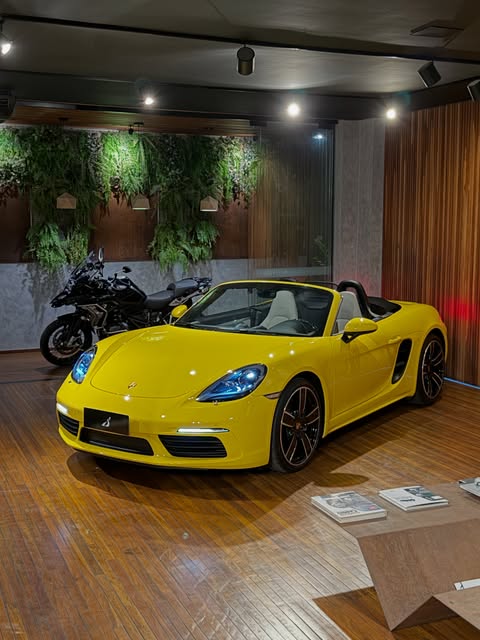 PORSCHE 718 BOXSTER - Imagem 2