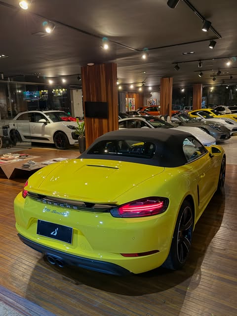 PORSCHE 718 BOXSTER - Imagem 18