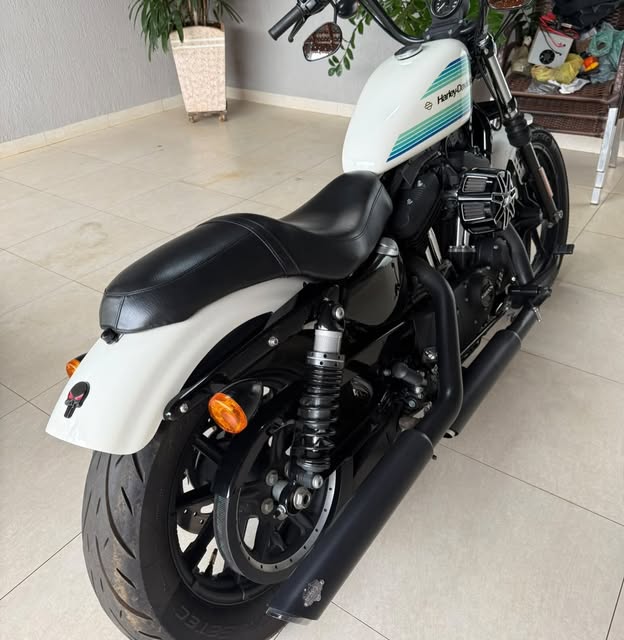 HARLEY-DAVIDSON XL 1200 NS - Imagem 9