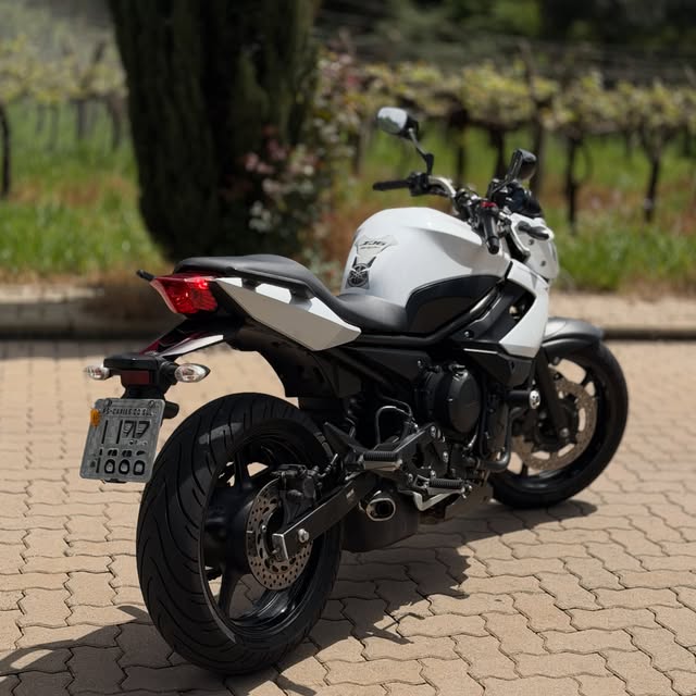 YAMAHA XJ6 - Imagem 11