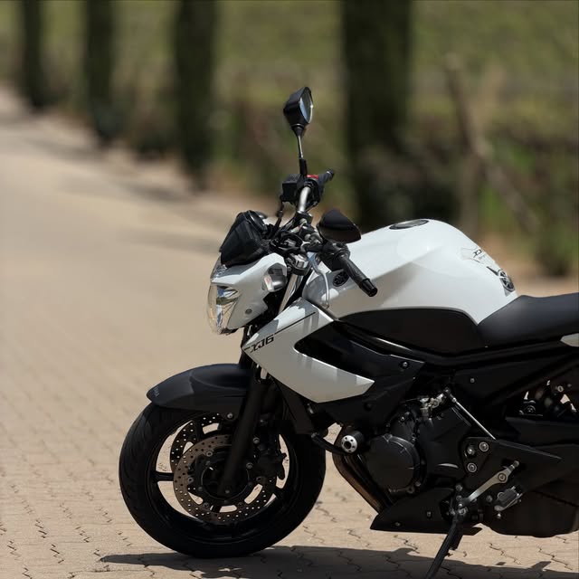 YAMAHA XJ6 - Imagem 12