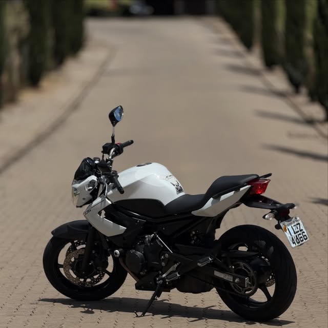 YAMAHA XJ6 - Imagem 13