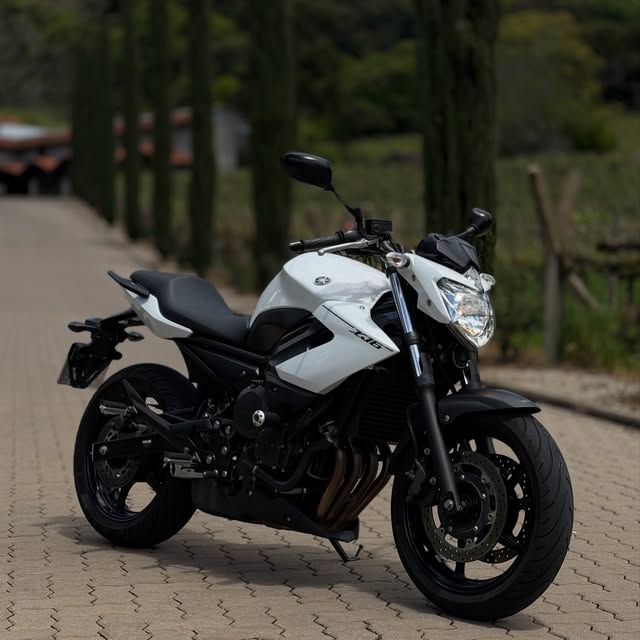 YAMAHA XJ6 - Imagem 4