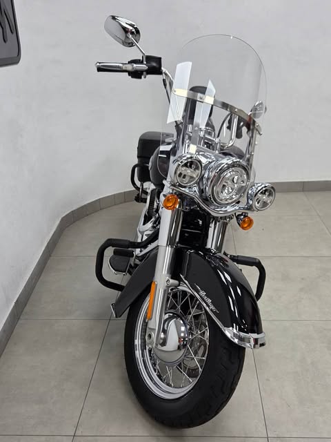HARLEY-DAVIDSON SOFTAIL HERITAGE CLASSIC - Imagem 9