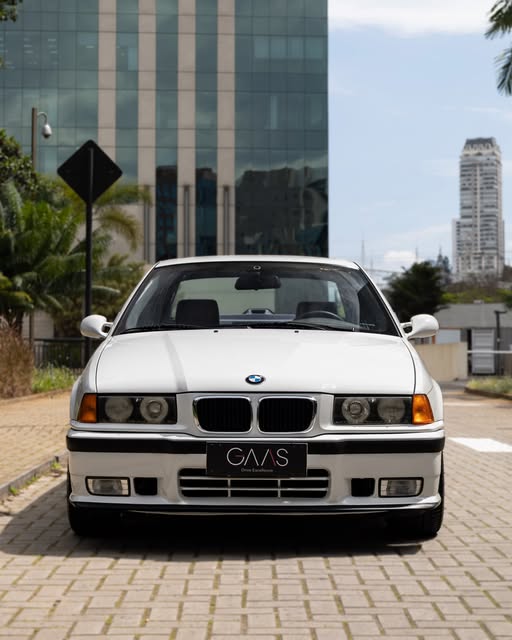 BMW M3 - Imagem 2