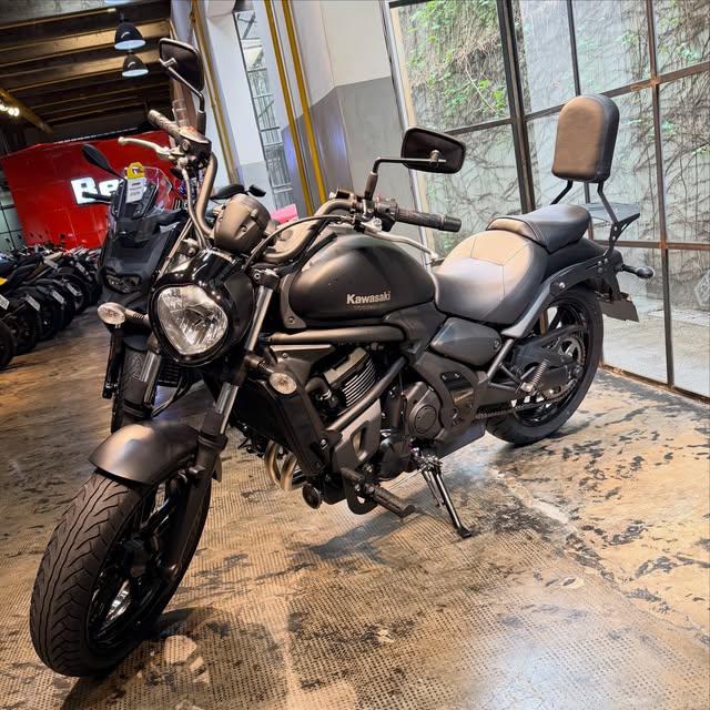 KAWASAKI VULCAN S ABS - Imagem 6